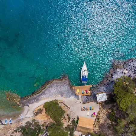 Private Island-style Ultra Luxury Estate