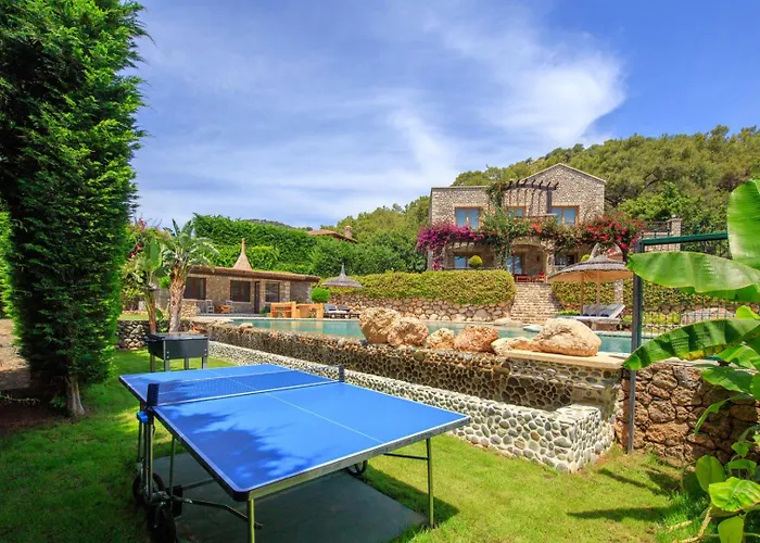 Private Island-style Ultra Luxury Estate Villa *