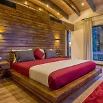 Villa Private Island-style Ultra Luxury Estate