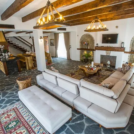 Private Island-style Ultra Luxury Estate *