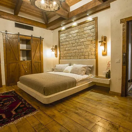 Private Island-style Ultra Luxury Estate