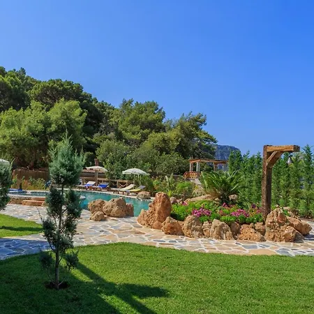 Private Island-style Ultra Luxury Estate Vila Fethiye