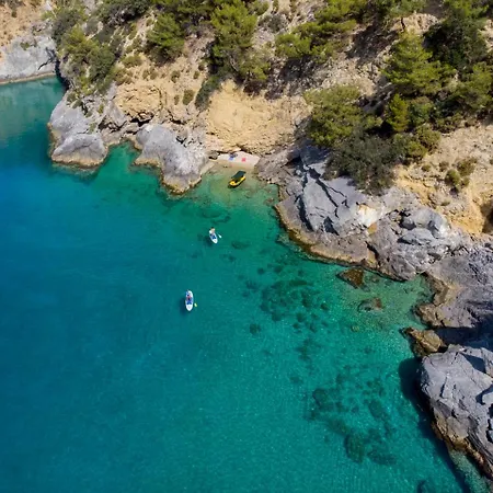 Private Island-style Ultra Luxury Estate Villa