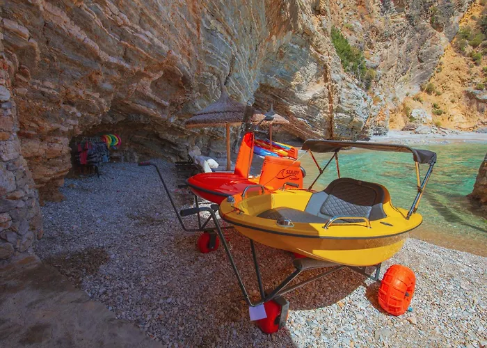 Villa Private Island-style Ultra Luxury Estate *