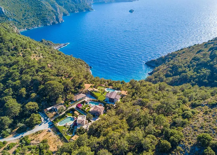 Private Island-style Ultra Luxury Estate Vilă Fethiye