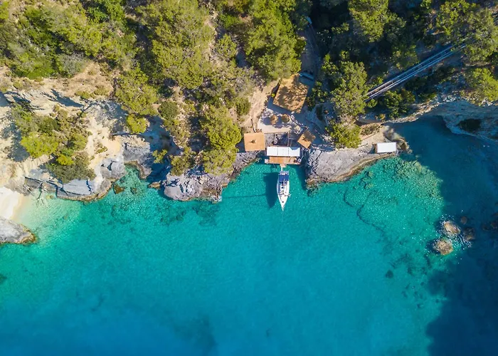 Vilă Private Island-style Ultra Luxury Estate