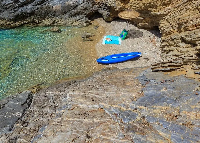 Vilă Private Island-style Ultra Luxury Estate