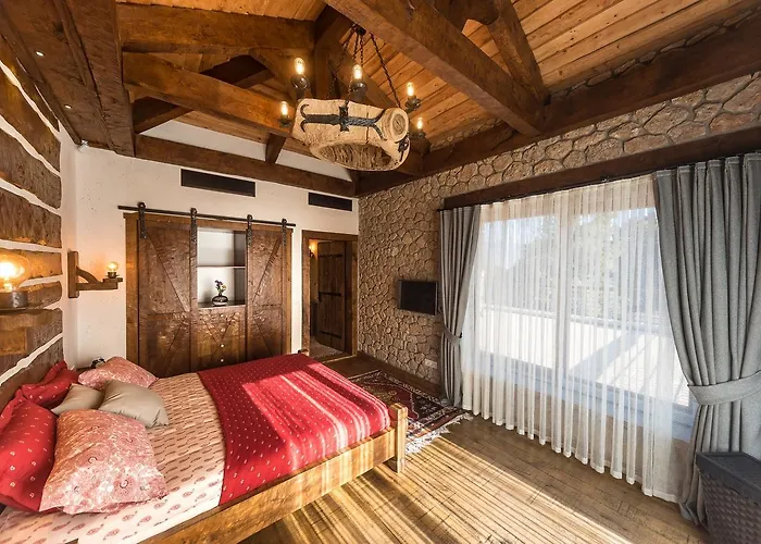 Private Island-style Ultra Luxury Estate