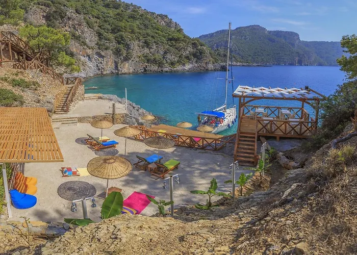 Villa Private Island-style Ultra Luxury Estate *